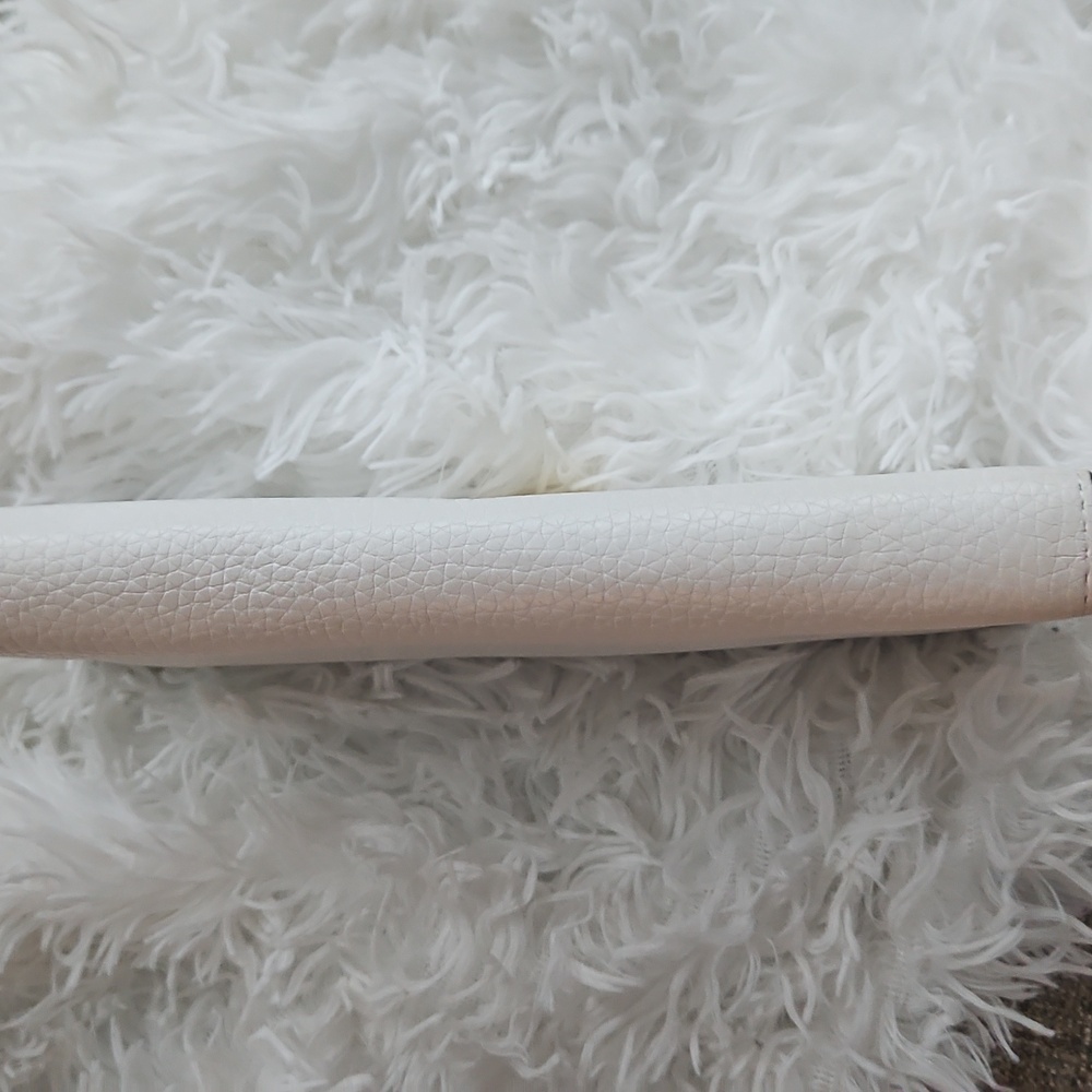 Michael Kors Optic White Pebble Leather Wallet MK - Picture 7 of 9